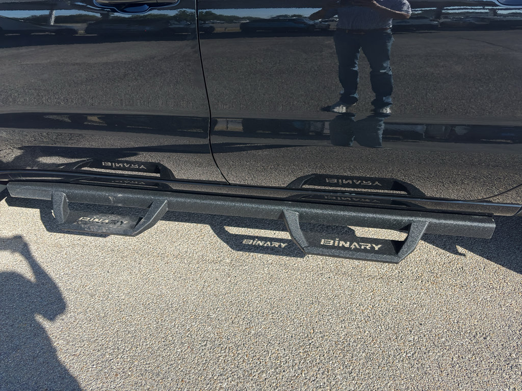 Certified 2025 Chevrolet Silverado 1500 RST w/ Convenience Package II AWD/4WD image 11