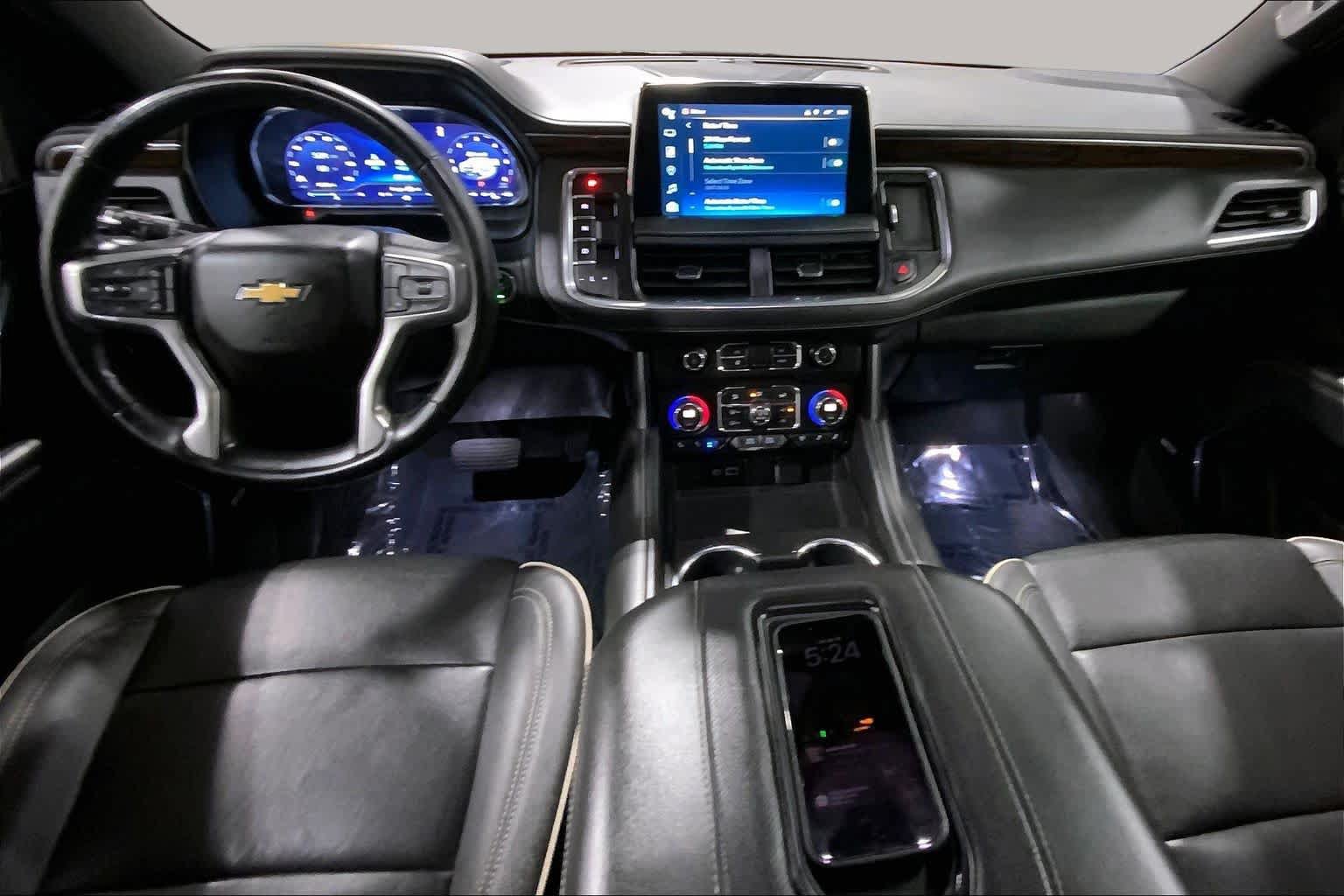 Used 2023 Chevrolet Suburban Premier w/ Max Trailering Package AWD/4WD image 16