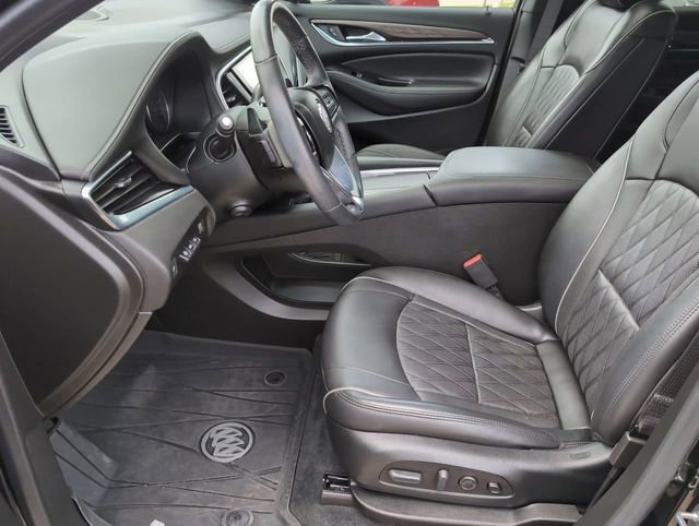 Certified 2023 Buick Enclave Avenir w/ Avenir Technology Package AWD/4WD image 26
