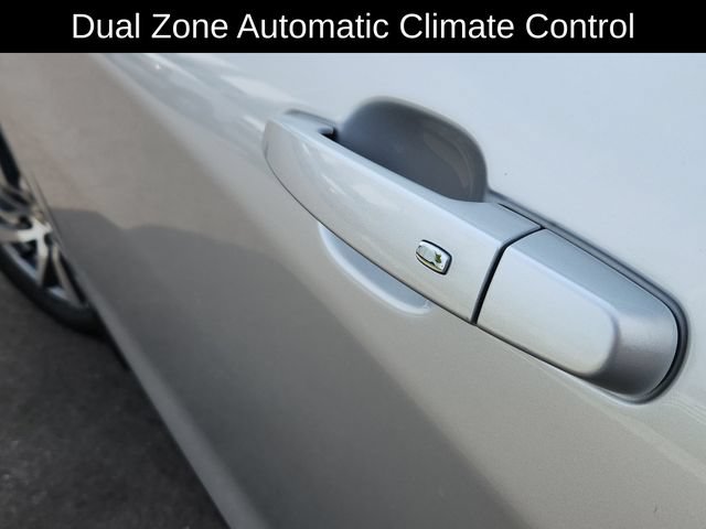 Used 2022 Chevrolet Equinox LT FWD image 21