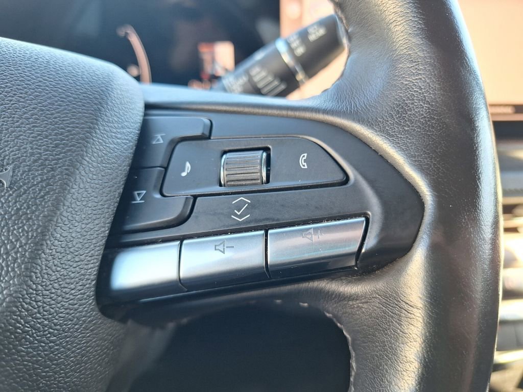 Used 2024 Cadillac XT4 Premium Luxury image 20