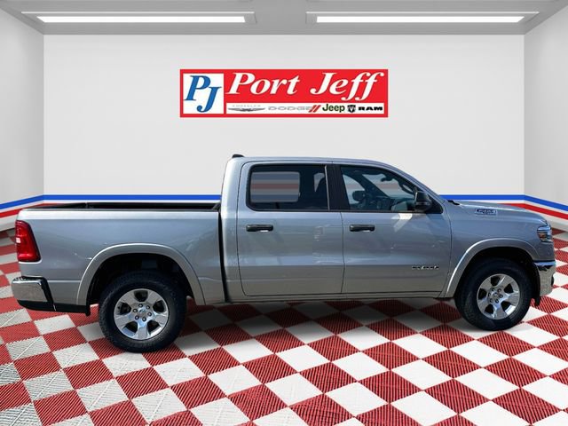 Used 2025 RAM 1500 Big Horn AWD/4WD image 3