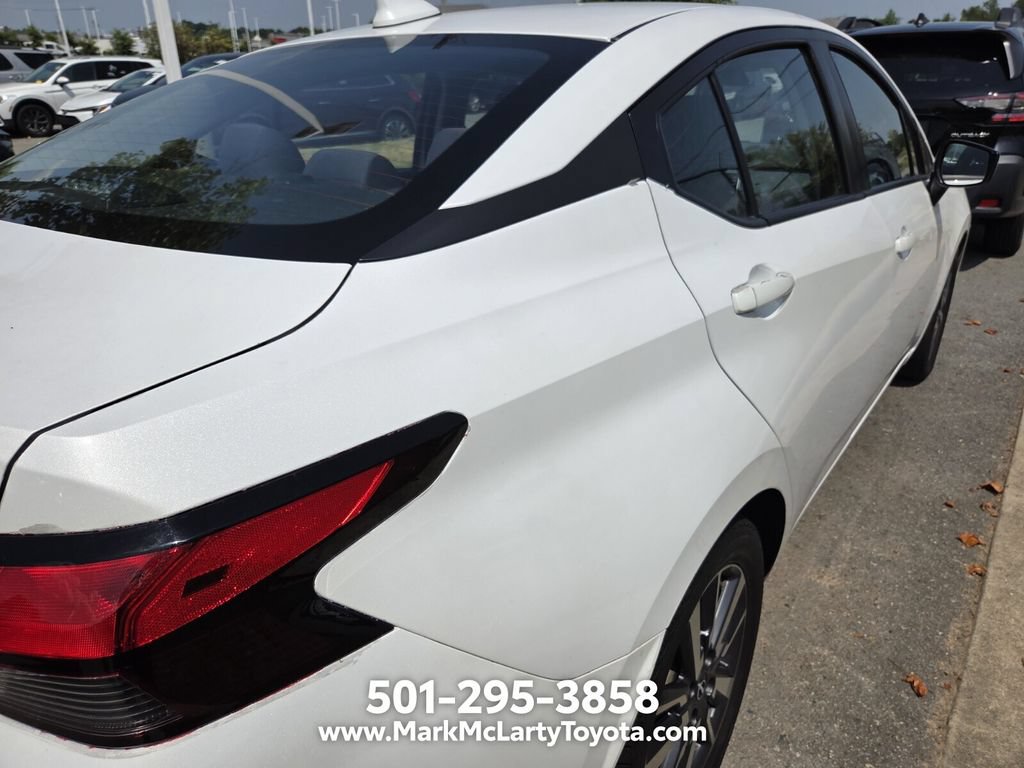 Used 2023 Nissan Versa SV FWD image 10