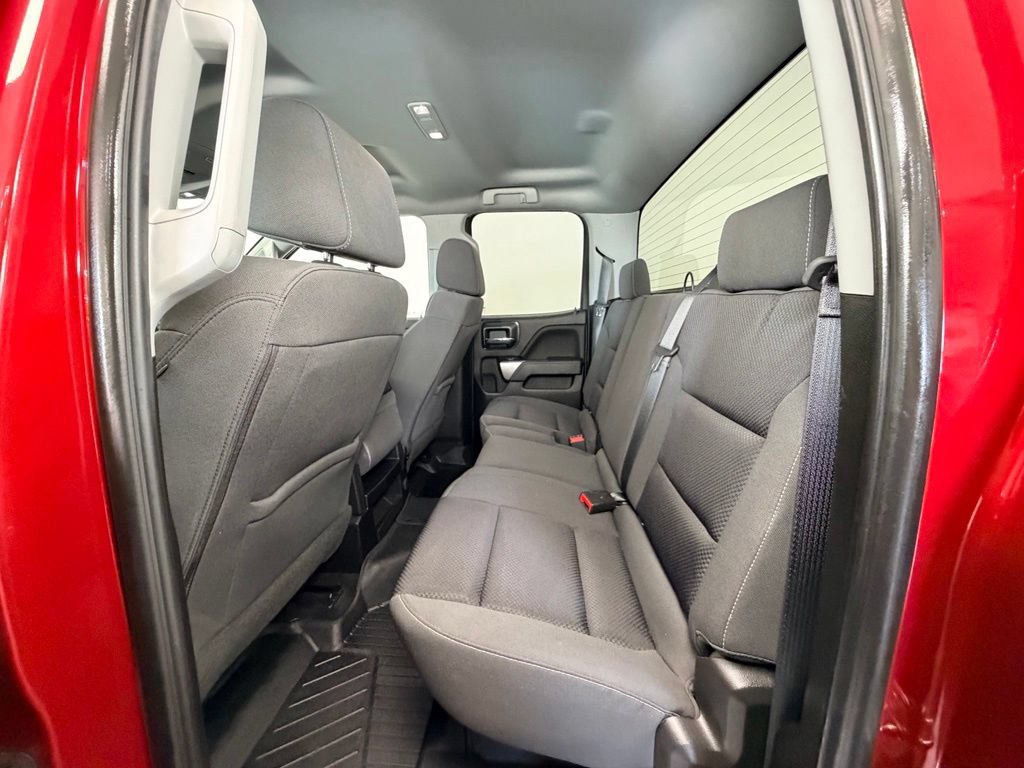 Used 2018 Chevrolet Silverado 1500 LT w/ All Star Edition AWD/4WD image 4
