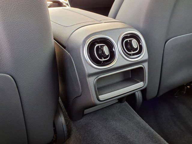 New 2025 Mercedes-Benz C 300 4MATIC Sedan image 18