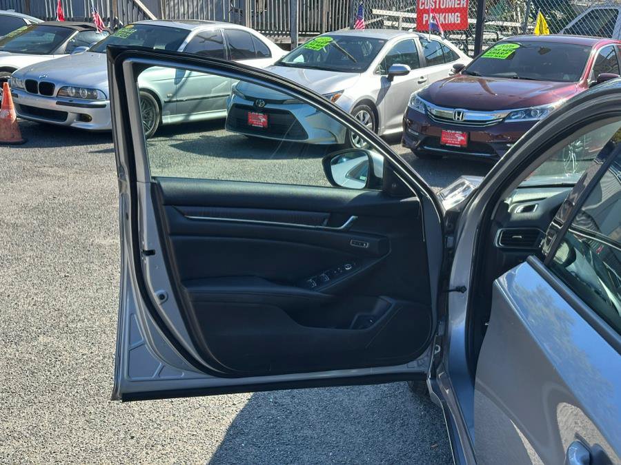 Used 2019 Honda Accord EX-L image 9
