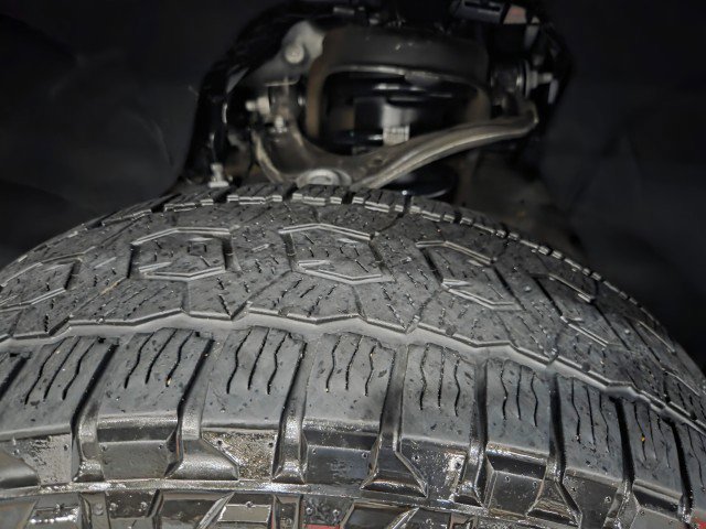 Used 2022 GMC Sierra 1500 AT4 w/ AT4 Premium Package image 90