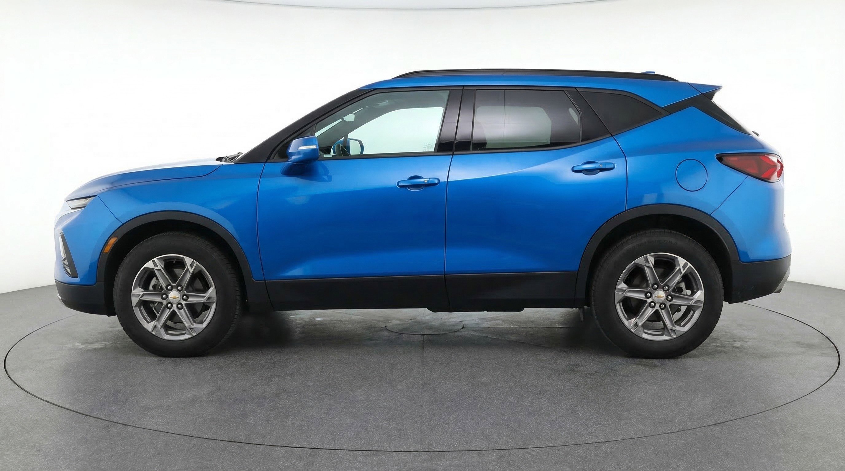 Used 2025 Chevrolet Blazer LT image 5