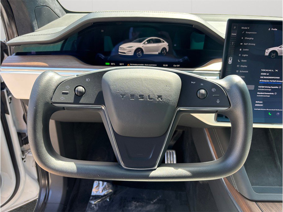 Used 2023 Tesla Model X AWD/4WD image 21
