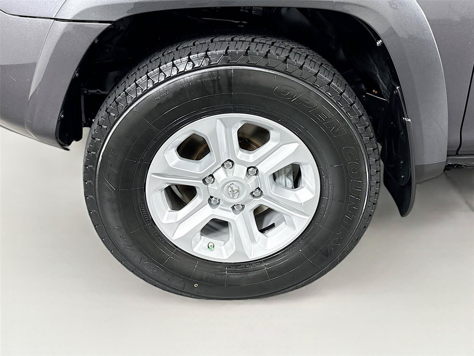 Used 2021 Toyota 4Runner SR5 AWD/4WD image 42