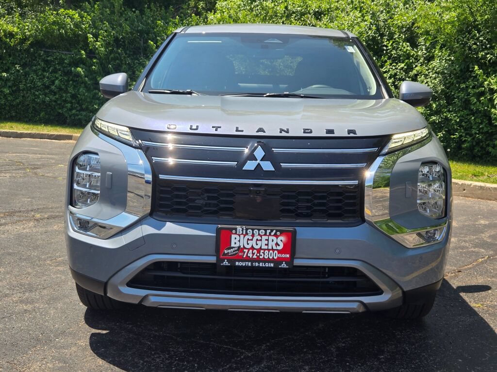 New 2026 Mitsubishi Outlander SE AWD/4WD image 2