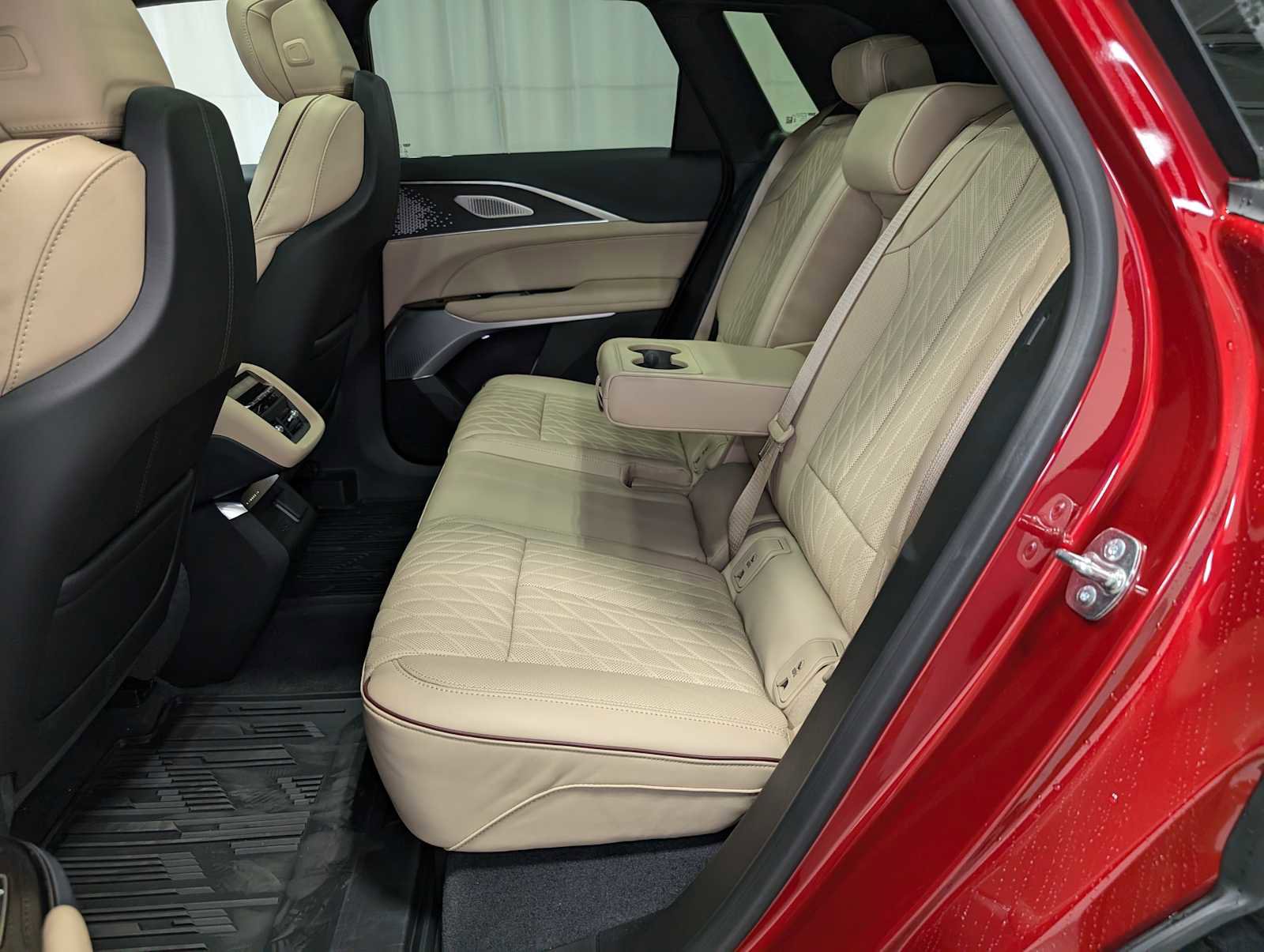 New 2026 Cadillac Lyriq V image 22