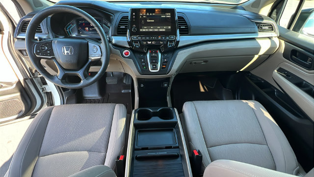 Used 2022 Honda Odyssey EX image 16
