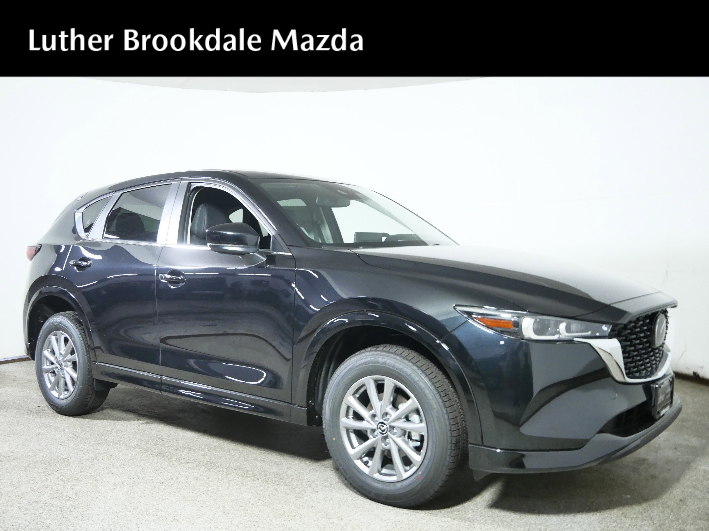 New 2025 MAZDA CX-5 AWD 2.5 S w/ Preferred Package
