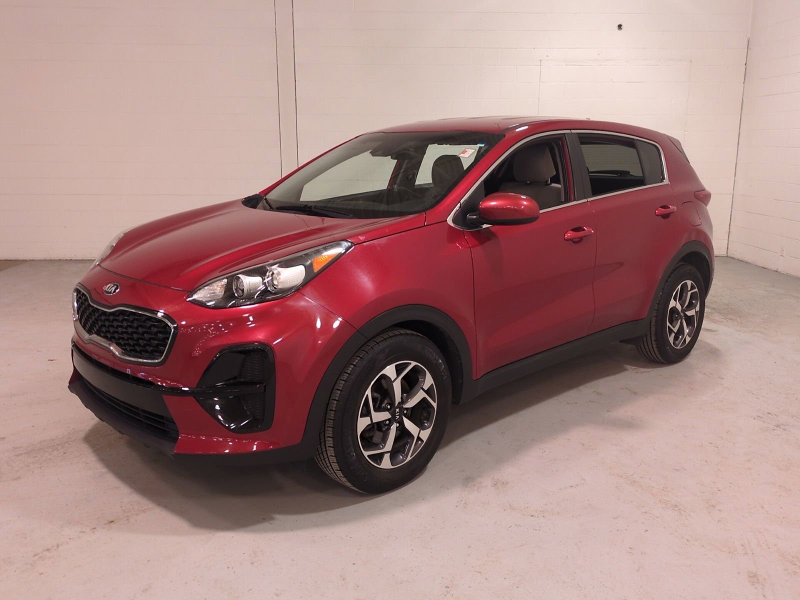 Used 2020 Kia Sportage LX image 7