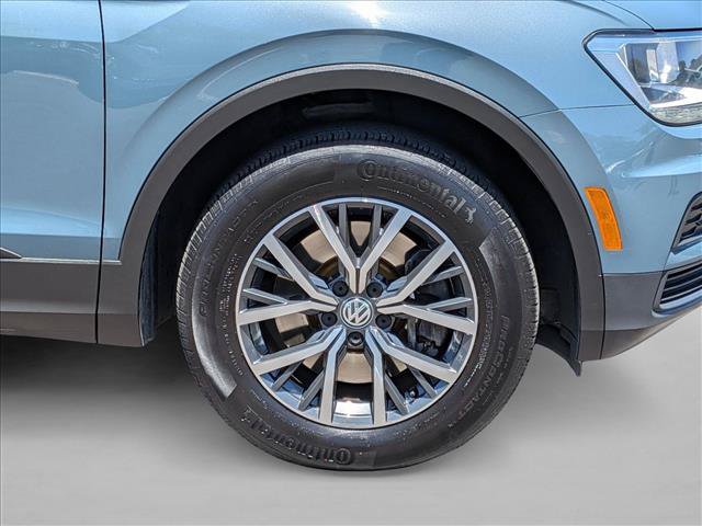 Used 2019 Volkswagen Tiguan SE w/ Panoramic Sunroof Package FWD image 25
