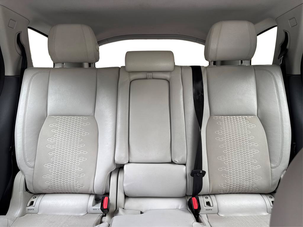 Used 2017 Land Rover Discovery Sport SE AWD/4WD image 14