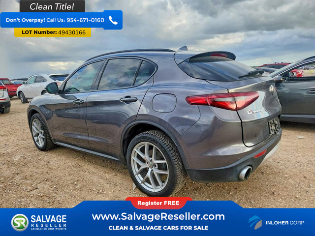 Used 2018 Alfa Romeo Stelvio Sport w/ Quick Order Package 22J Sport AWD/4WD image 3