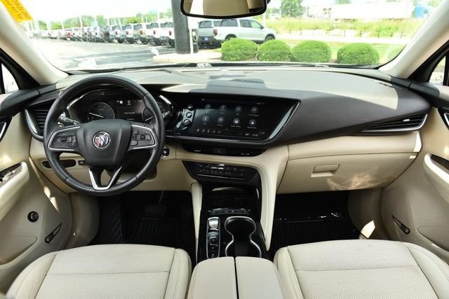 Used 2021 Buick Envision Essence w/ Technology Package I FWD image 7
