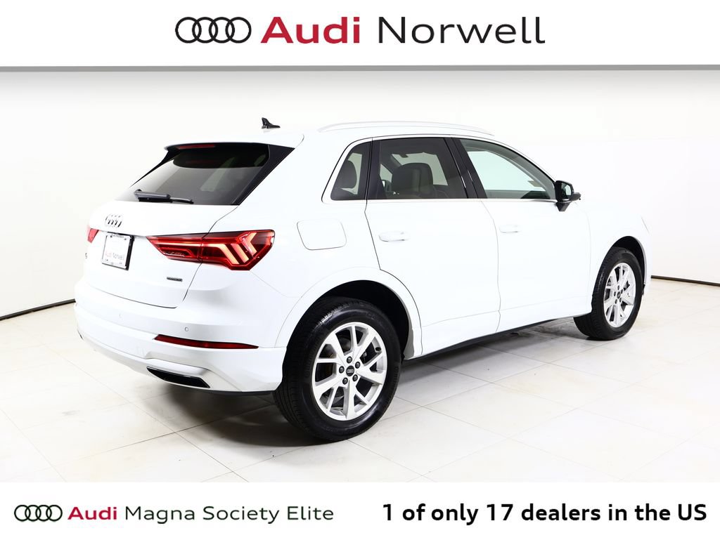 Used 2023 Audi Q3 2.0T Premium w/ Convenience Package AWD/4WD image 17