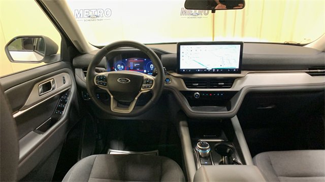 Certified 2025 Ford Explorer Active image 27