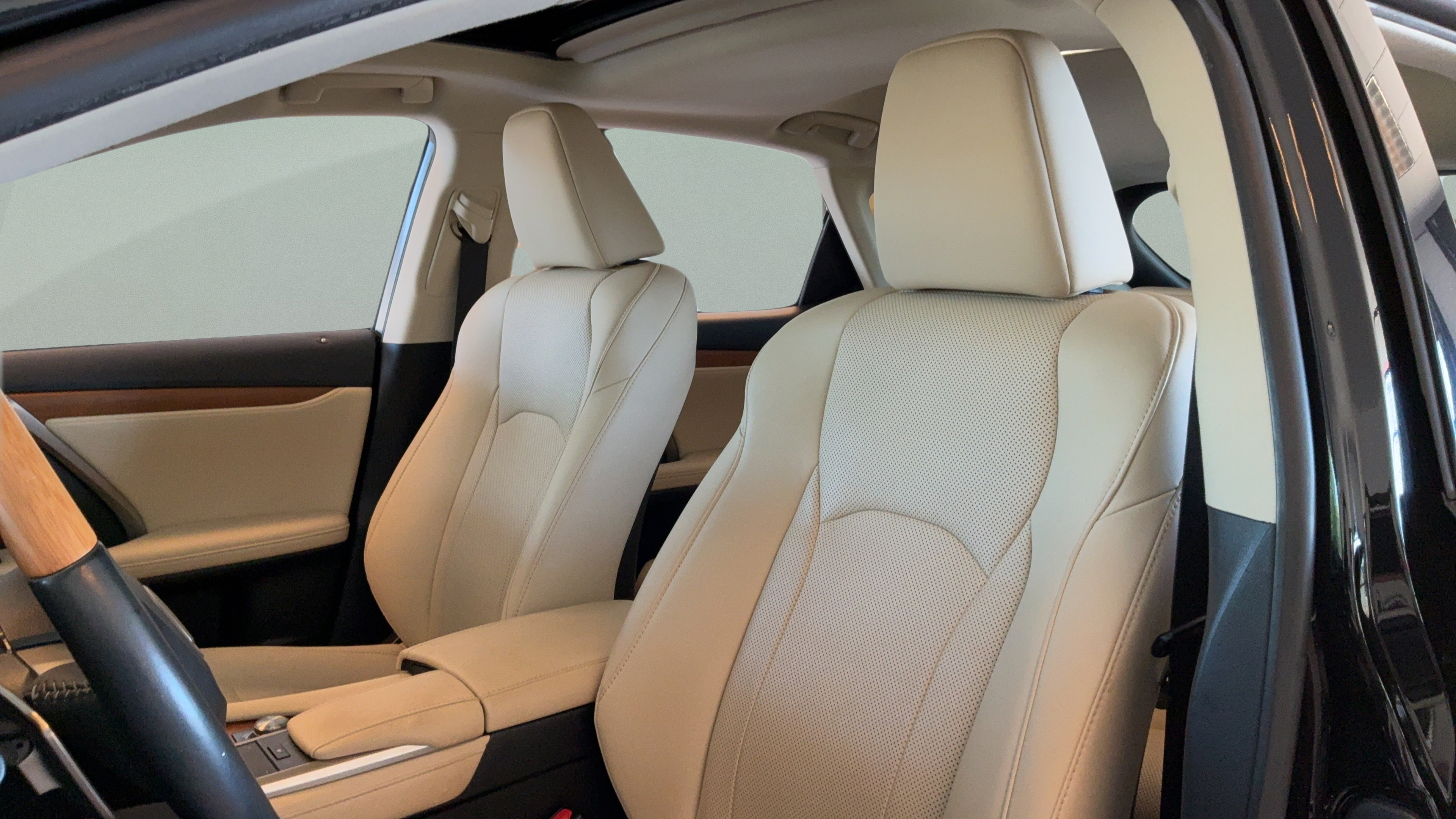 Used 2021 Lexus RX 350 FWD w/ Accessory Package (P1) image 26