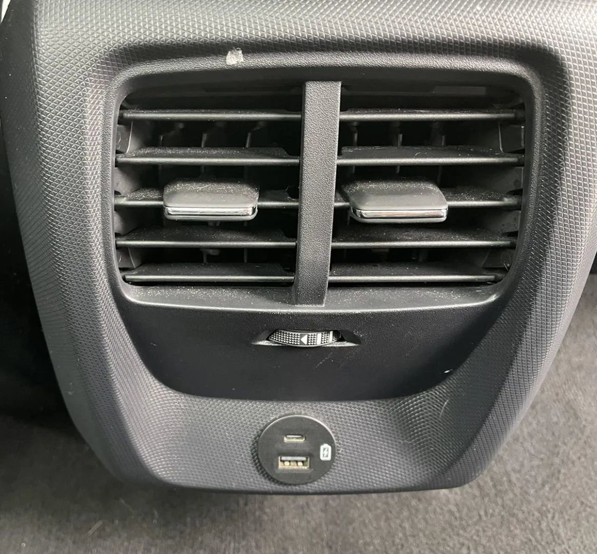 Used 2021 Ford Mustang Mach-E Premium image 15