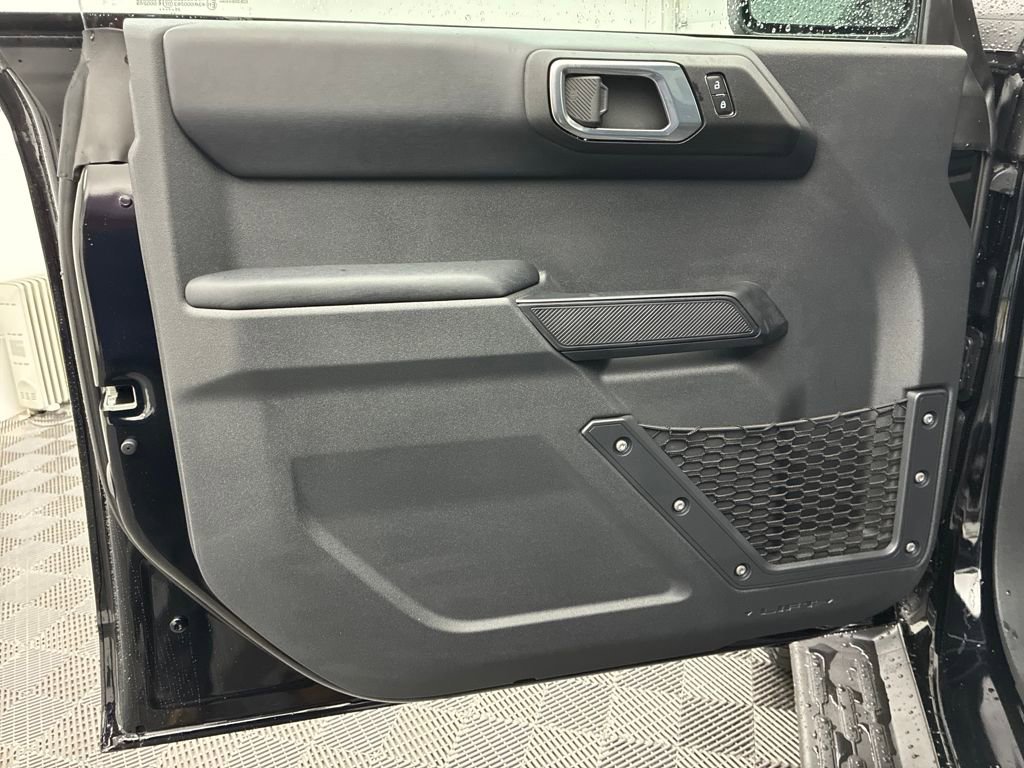 New 2025 Ford Bronco Outer Banks w/ Sasquatch Package image 14