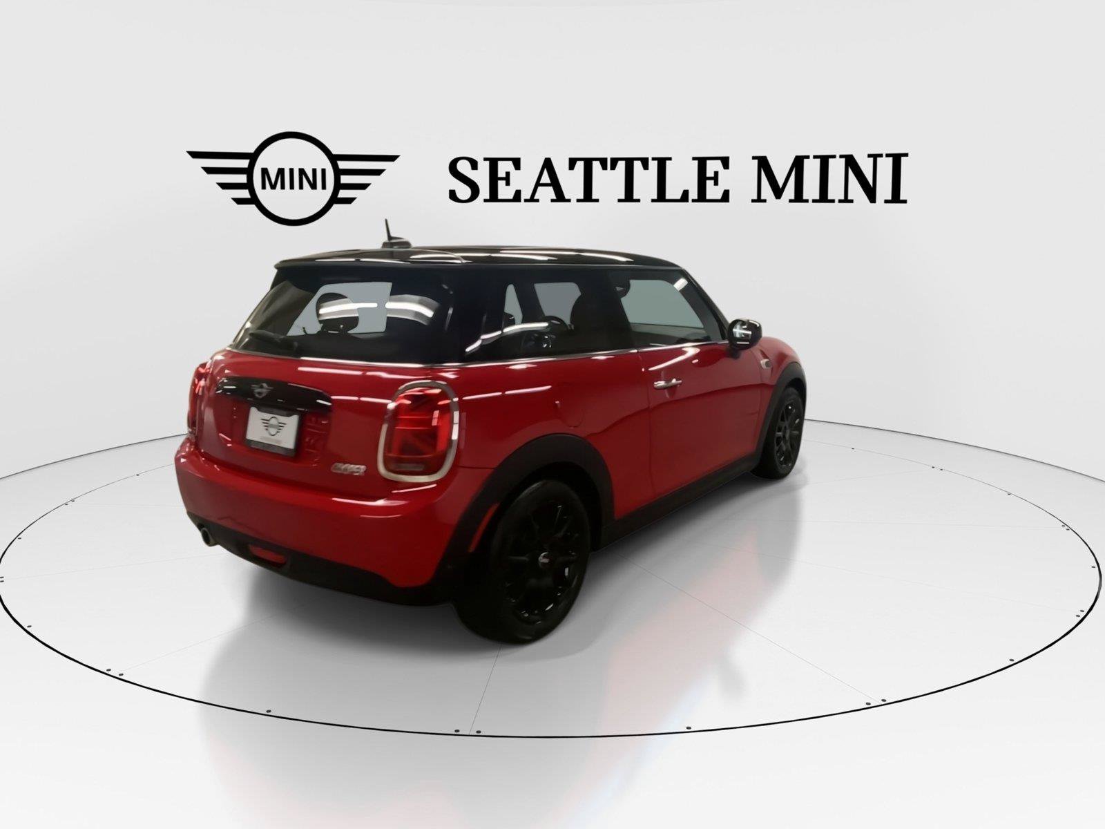 Used 2021 MINI Cooper 2-Door Hardtop w/ 6.5" Touchscreen Package FWD image 11
