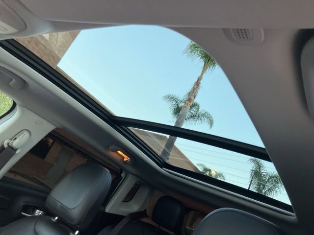 Used 2021 Jeep Compass Limited w/ Sun and Sound Group image 21