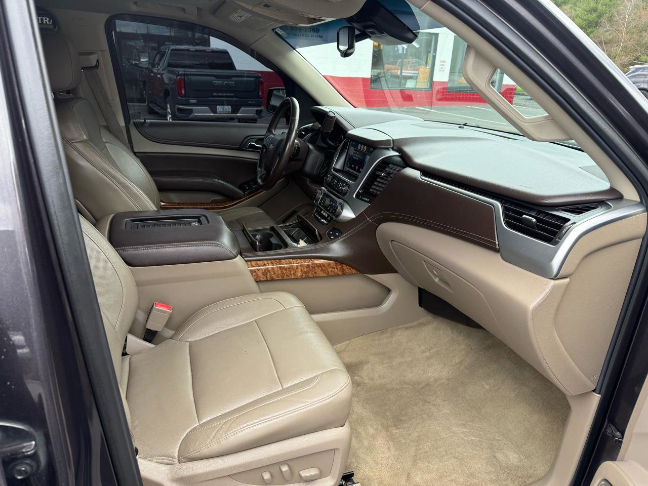 Used 2015 Chevrolet Tahoe LTZ image 15