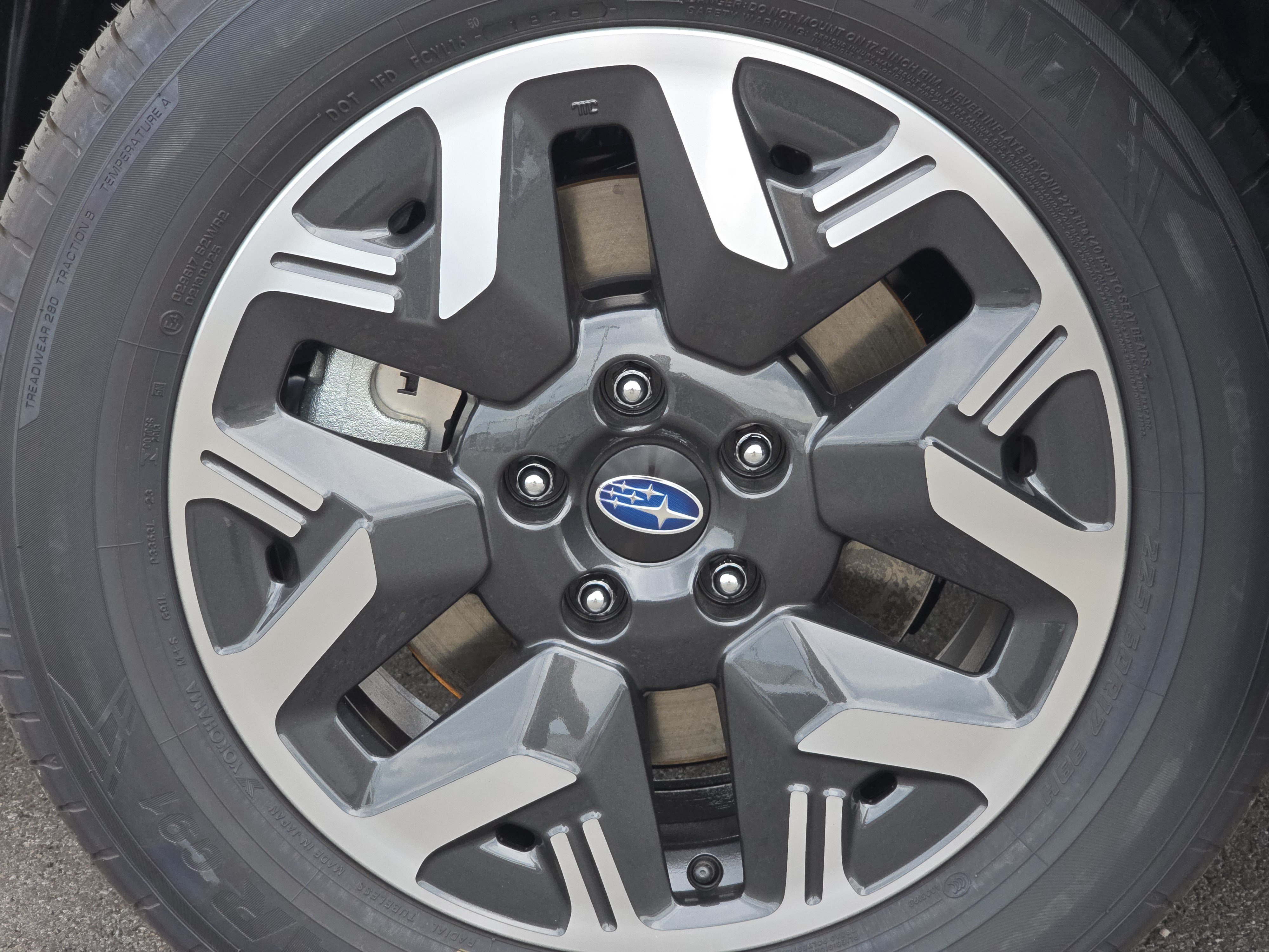 New 2026 Subaru Forester Premium AWD/4WD image 14