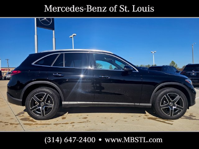 Certified 2026 Mercedes-Benz GLC 300 4MATIC image 2