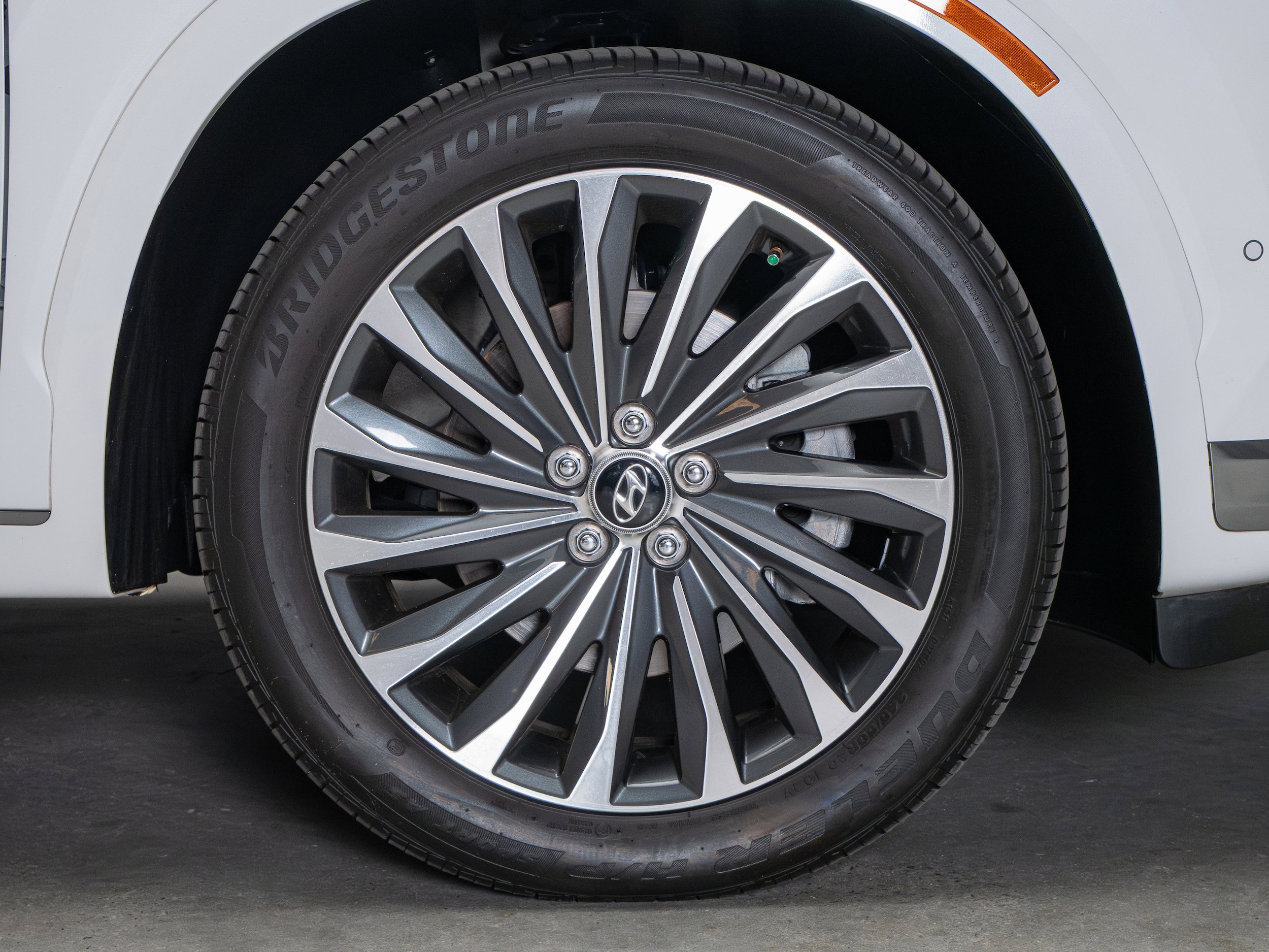 Used 2024 Hyundai Palisade Calligraphy AWD/4WD image 14