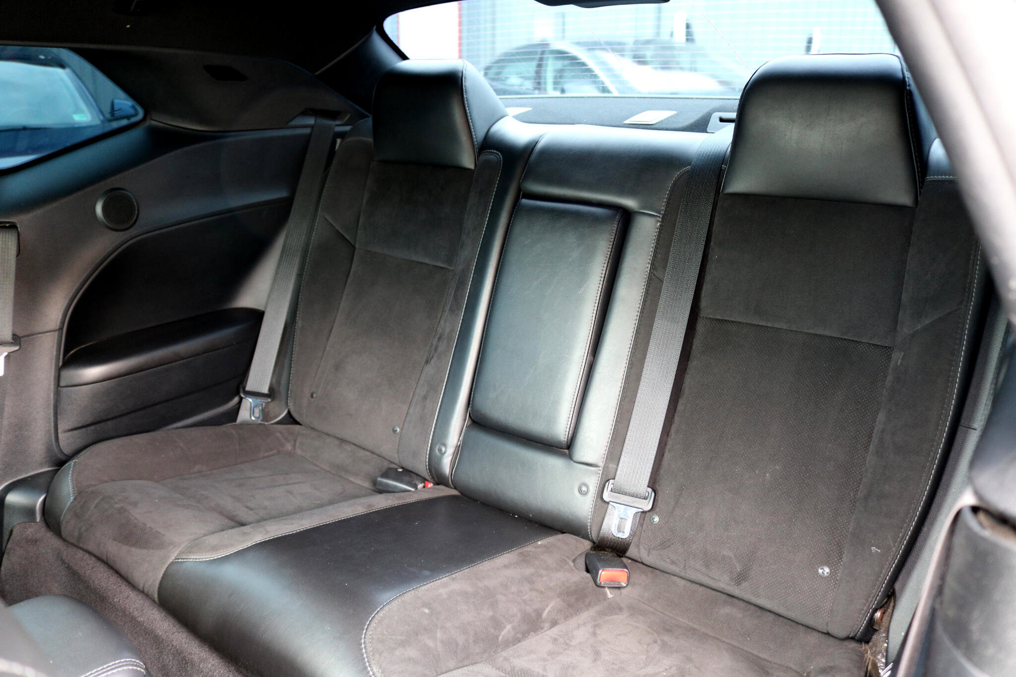 Used 2018 Dodge Challenger R/T Scat Pack w/ Leather Interior Group image 18