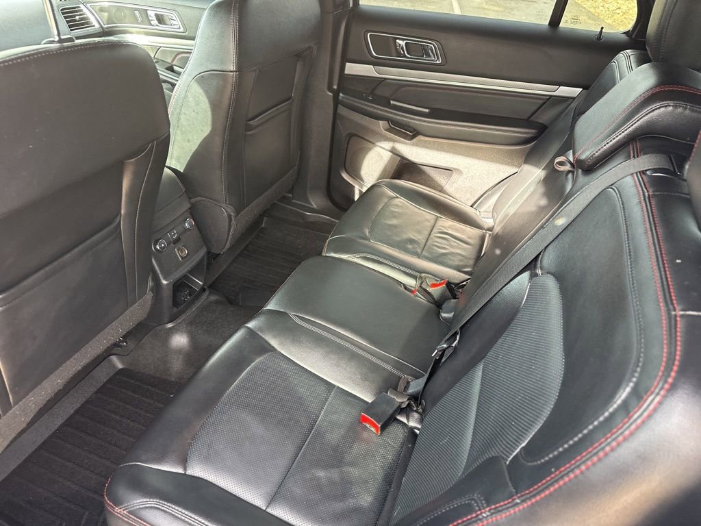 Used 2017 Ford Explorer Sport image 19
