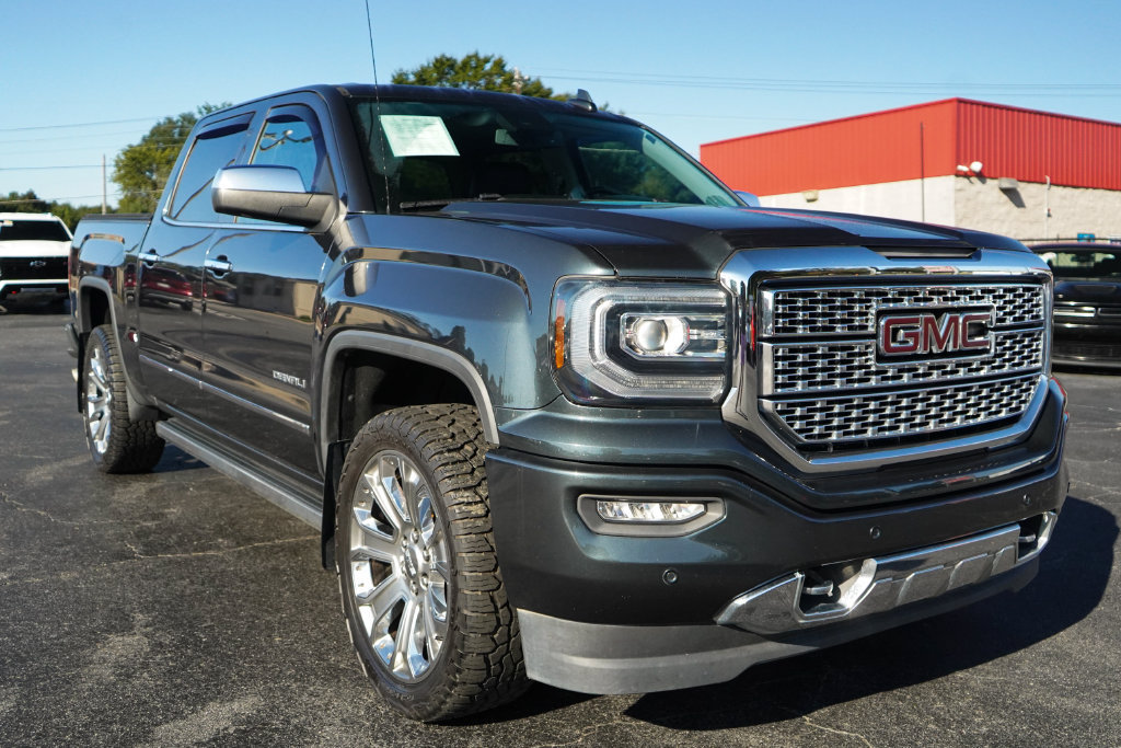 Used 2018 GMC Sierra 1500 Denali w/ Denali Ultimate Package AWD/4WD image 38