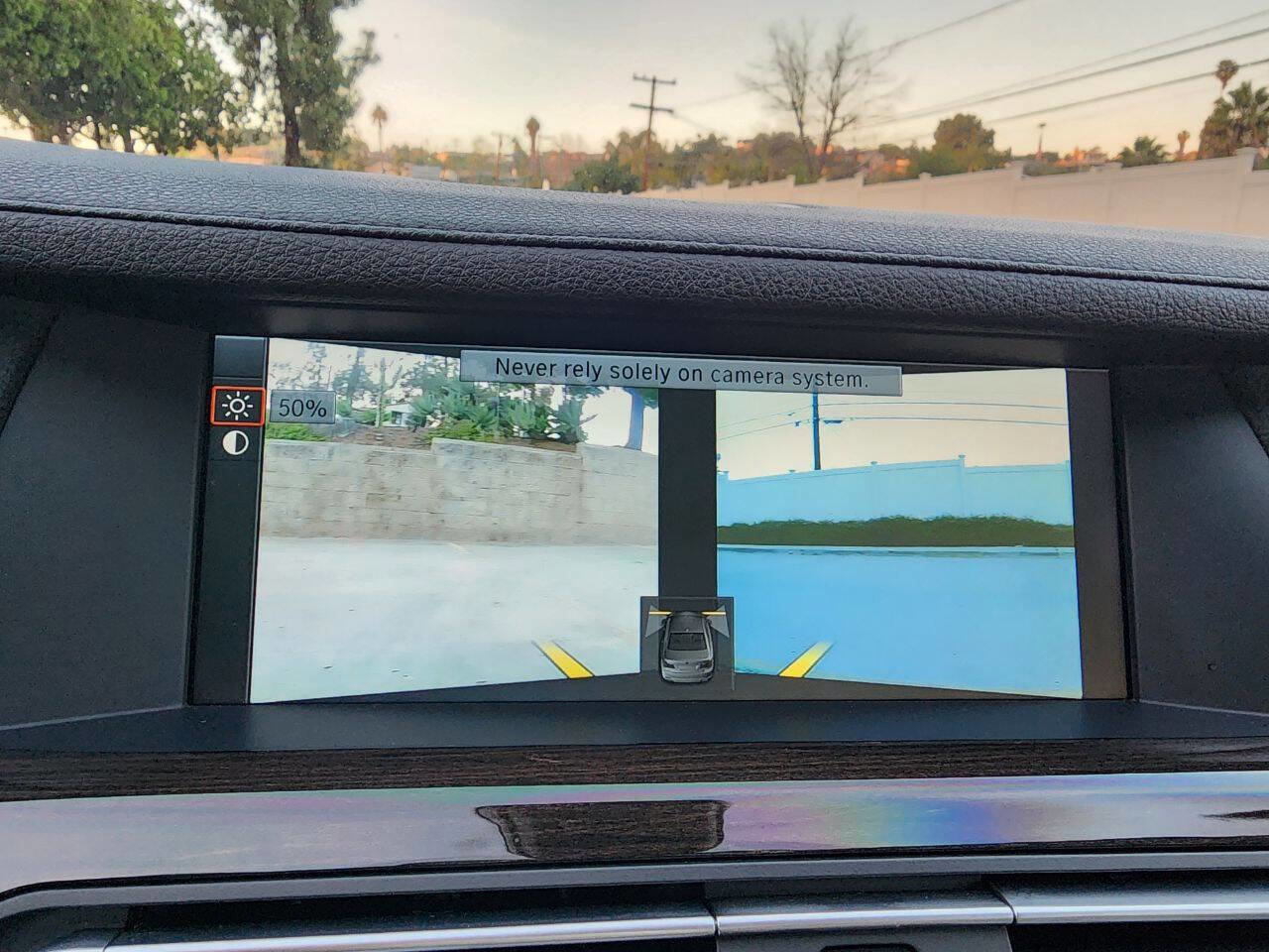 Used 2012 BMW 750Li w/ Driver Assistance Pkg image 39