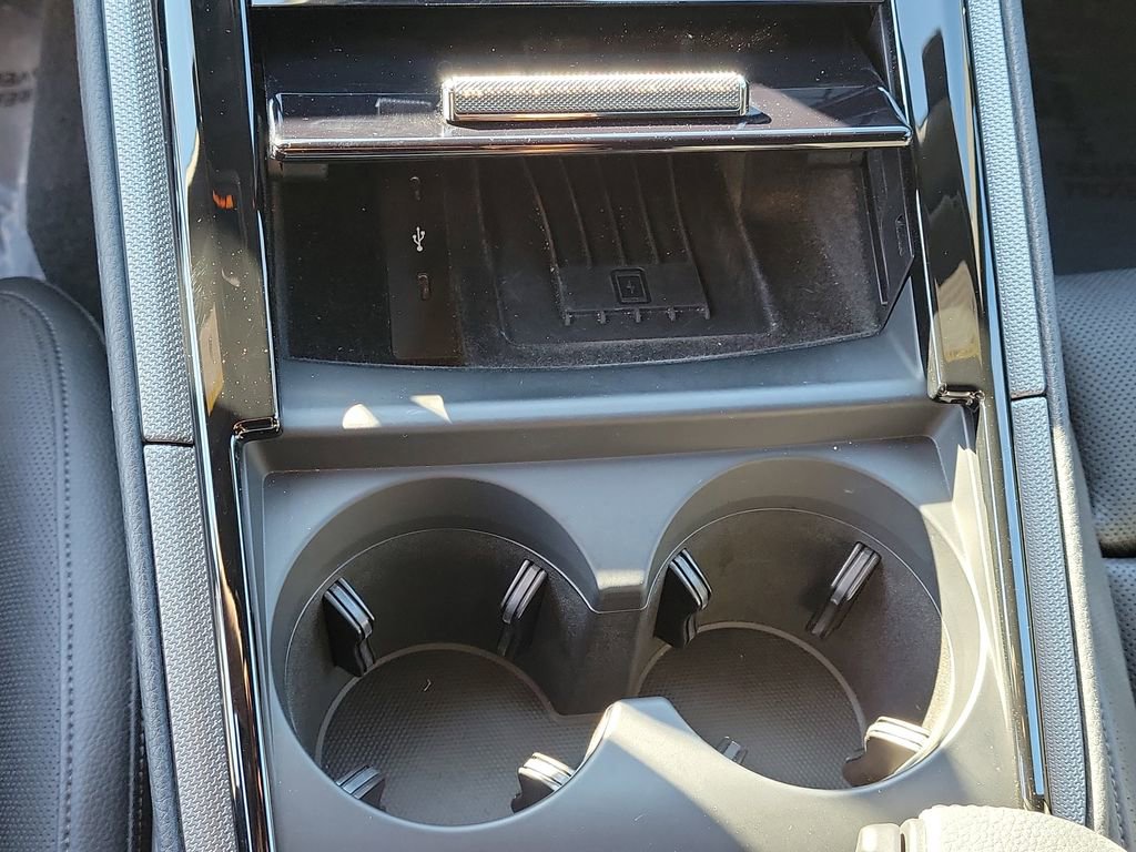 Certified 2024 Porsche Panamera 4 image 31