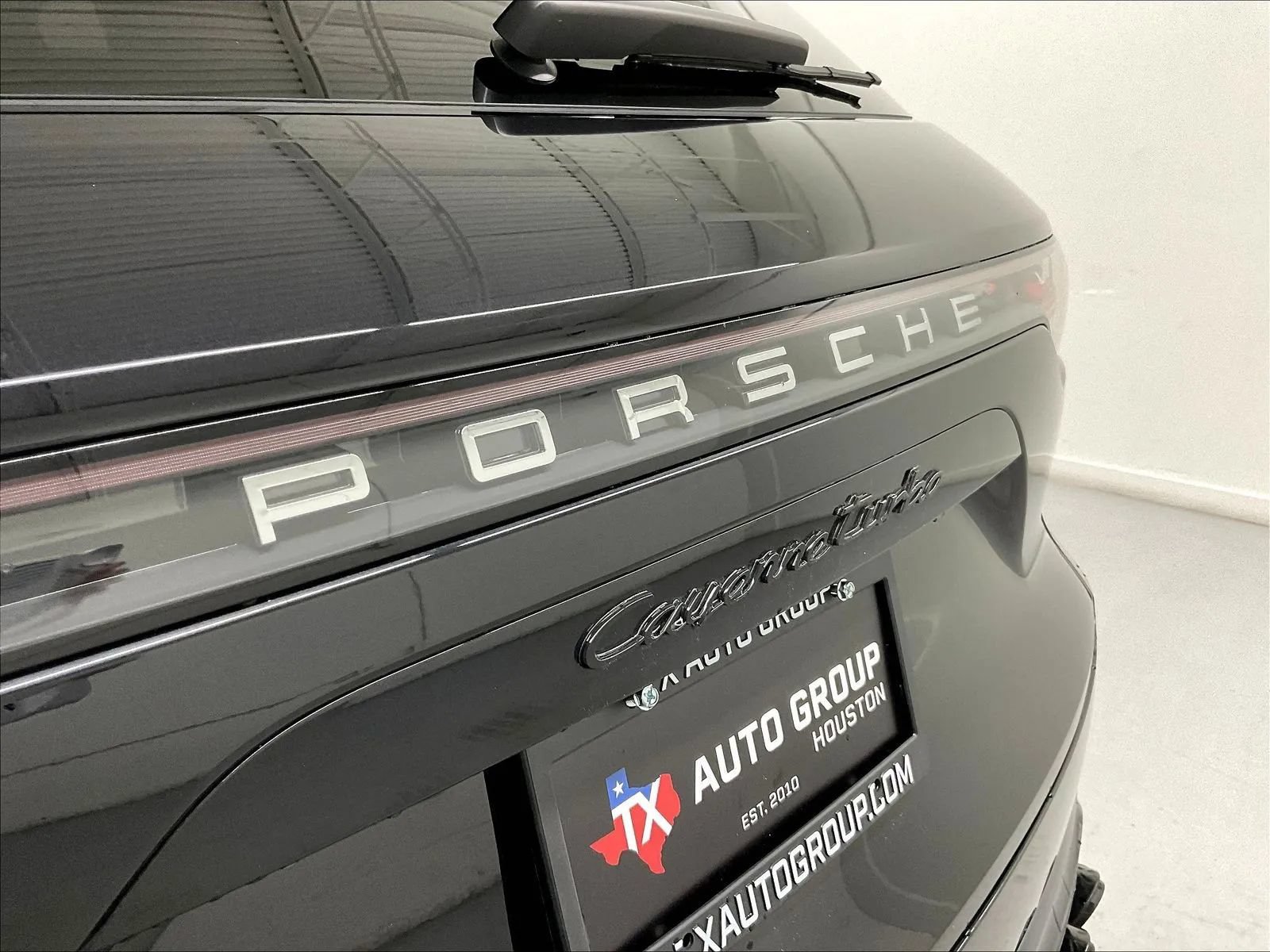 Used 2019 Porsche Cayenne Turbo AWD/4WD image 27