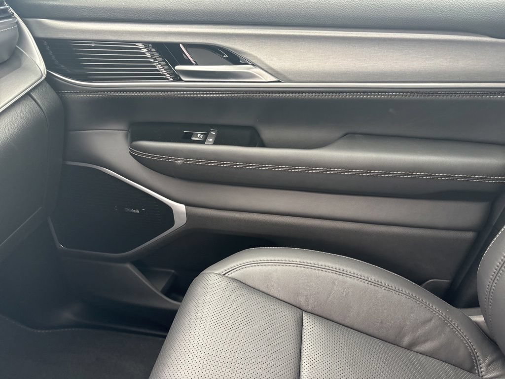 New 2026 Jeep Grand Wagoneer Limited AWD/4WD image 28