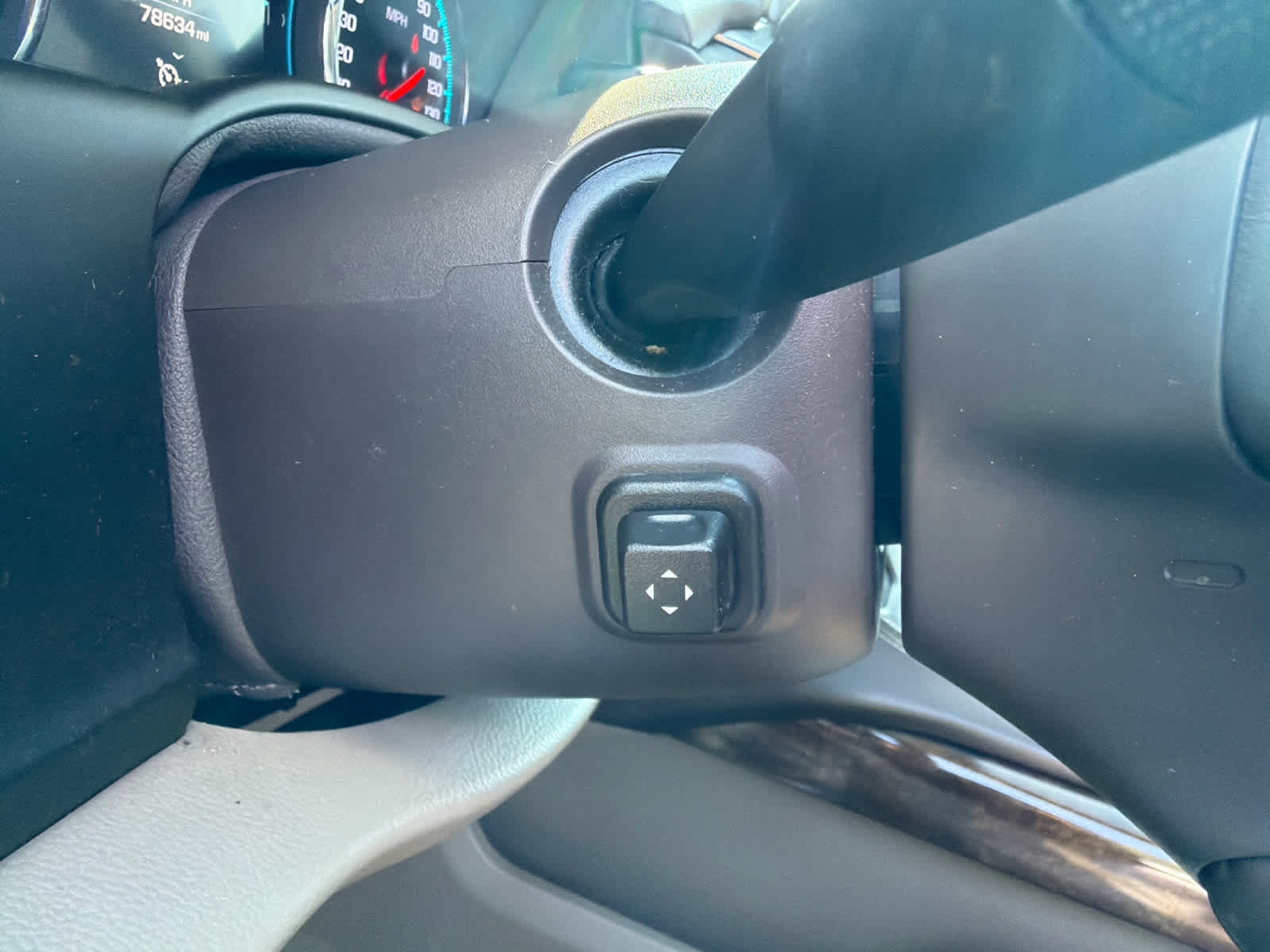 Used 2017 Chevrolet Tahoe LT w/ Luxury Package AWD/4WD image 36