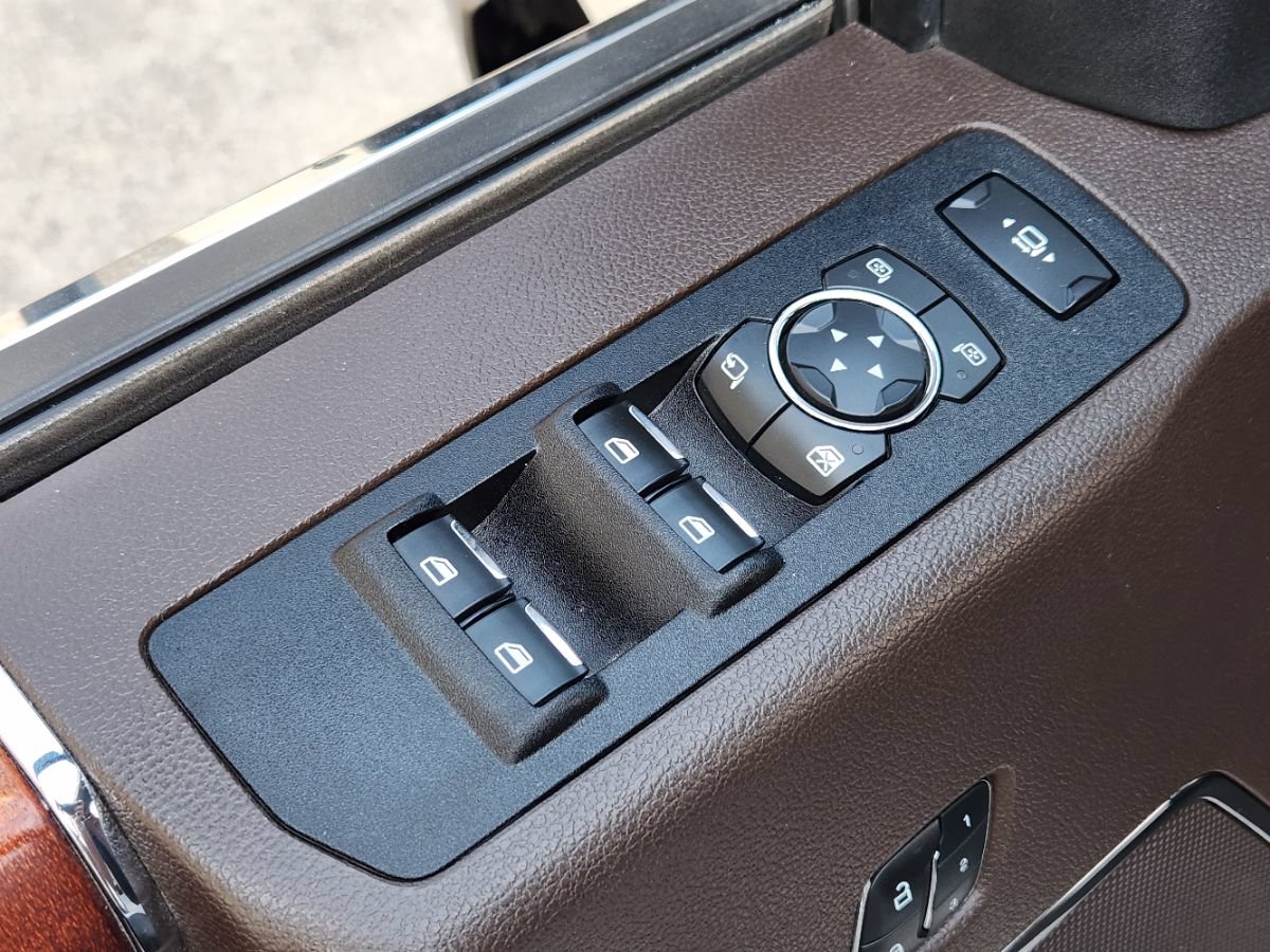 Used 2019 Ford F350 King Ranch w/ King Ranch Ultimate Package AWD/4WD image 45