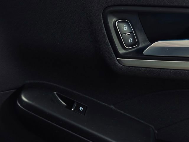 Used 2023 Ford Escape Platinum image 16