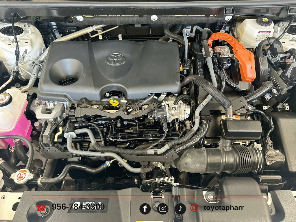 Used 2025 Toyota RAV4 LE AWD/4WD image 27