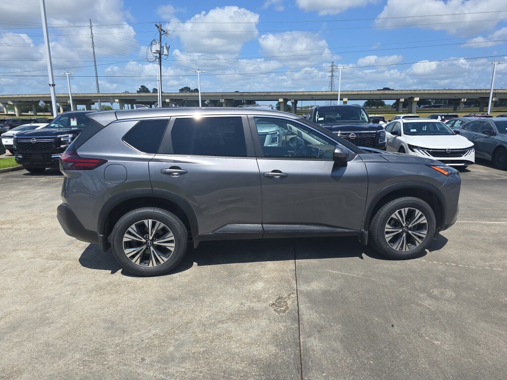 Used 2023 Nissan Rogue SV FWD image 7