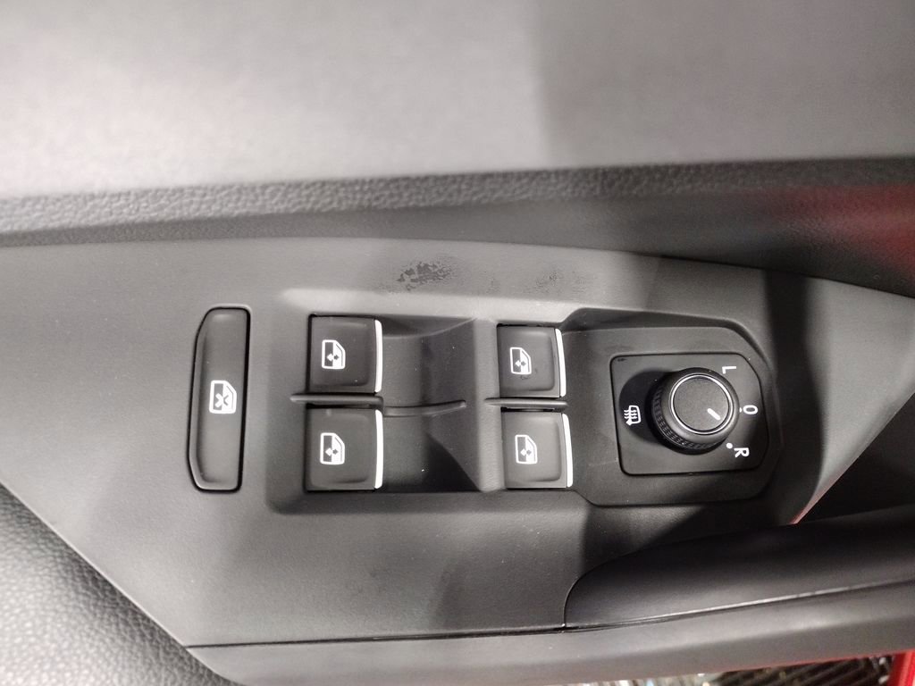 New 2025 Volkswagen Jetta SE image 18