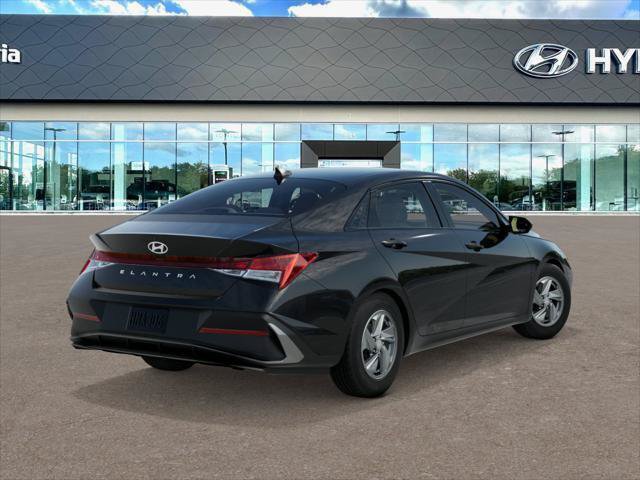 New 2026 Hyundai Elantra SE FWD image 4