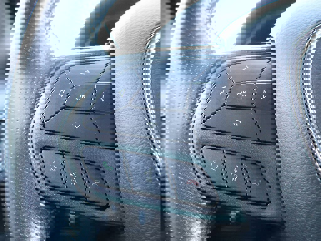 Used 2022 Dodge Durango GT image 28