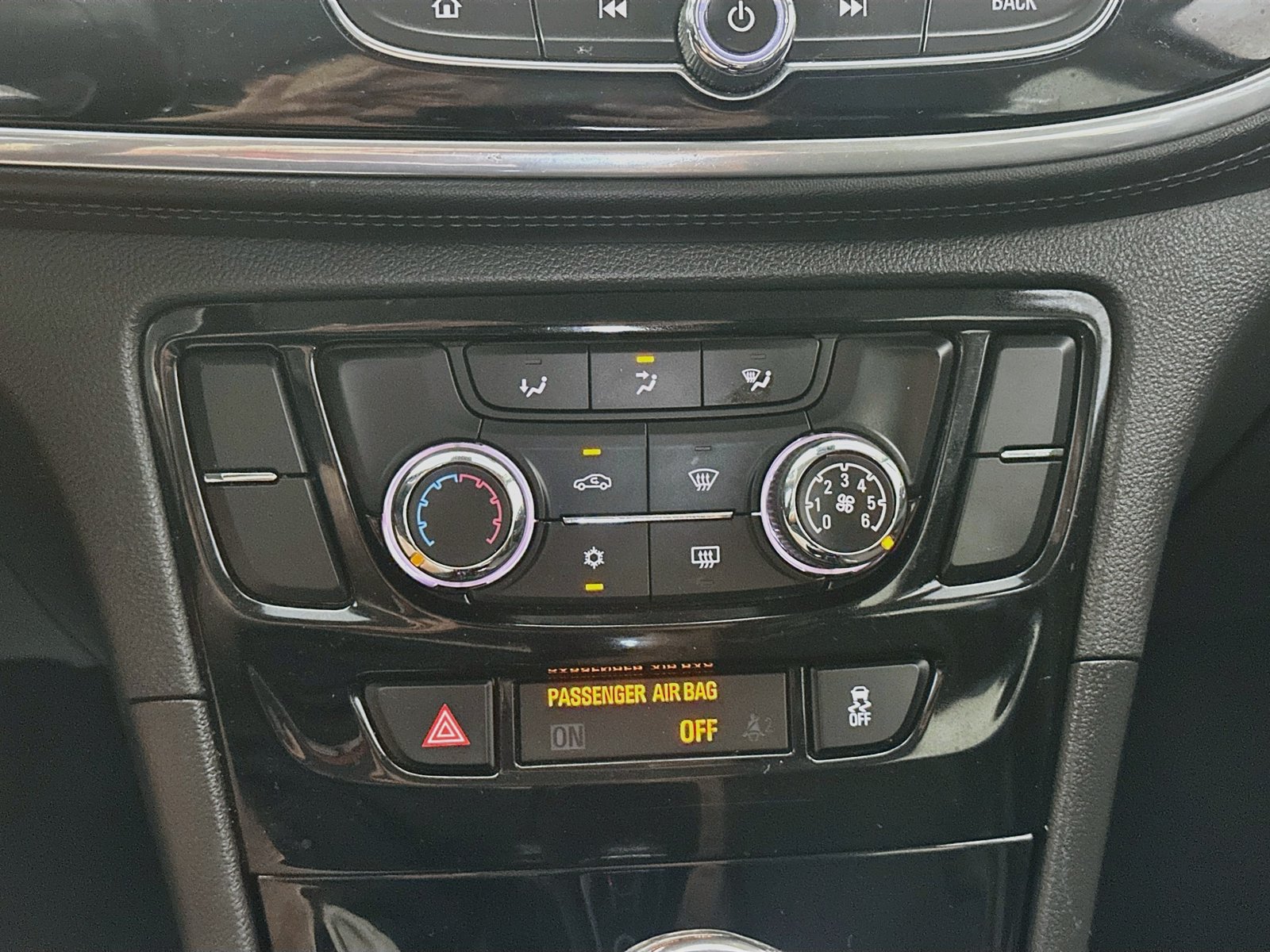 Used 2019 Buick Encore Preferred FWD image 15